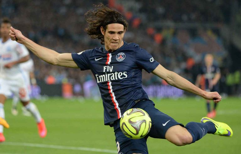 Edison Cavani prêt à reprendre le jeu sur le terrain