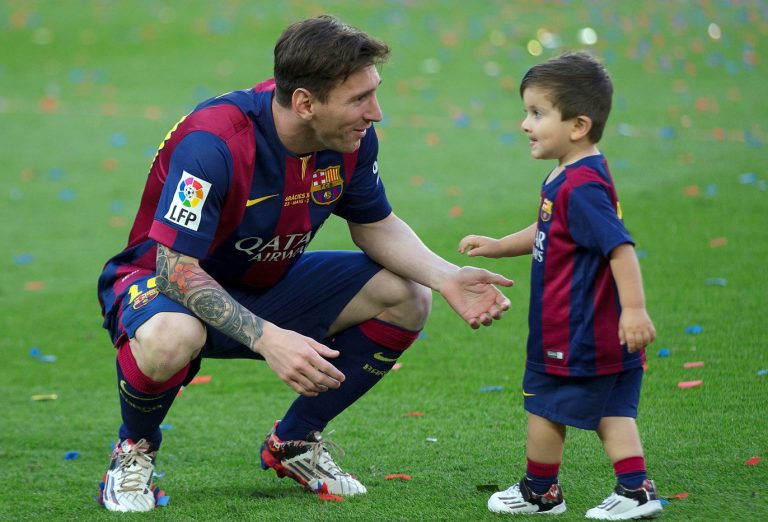 Thiago, le fils de Messi, dans les rangs du FCB Escola