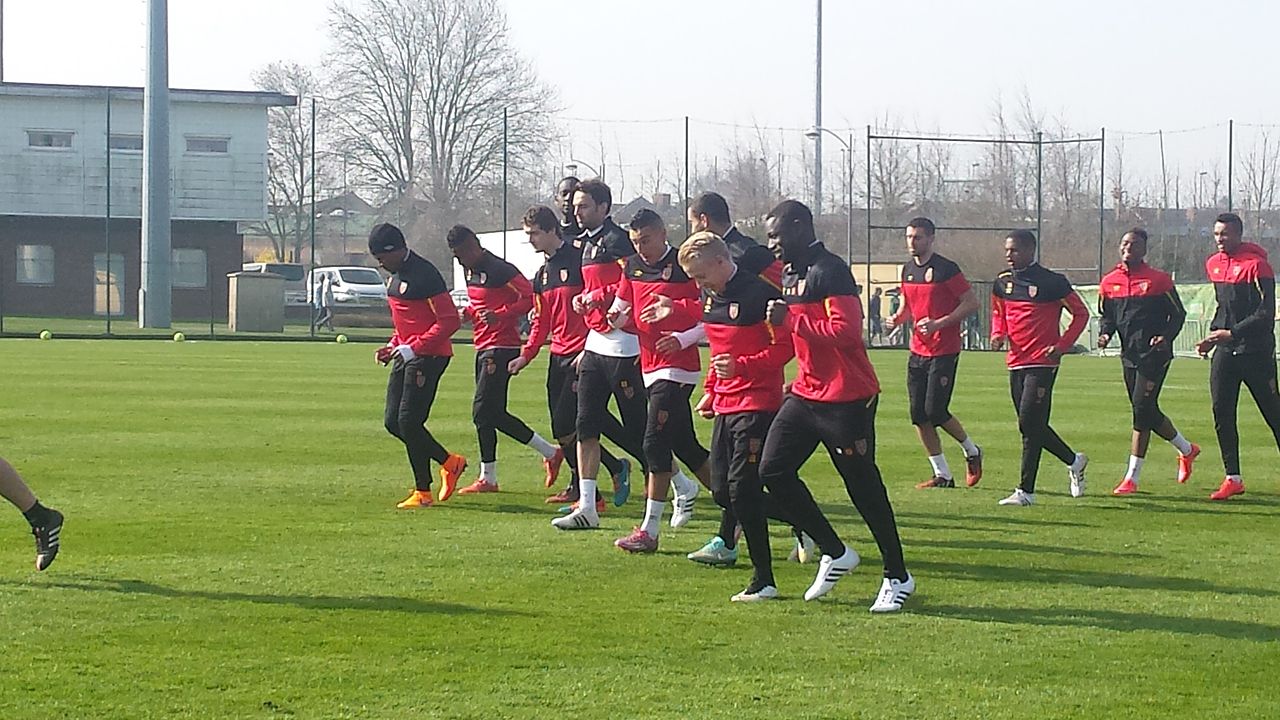 Entraînement_du_Racing_Club_de_Lens_-_10_avril_2015_6