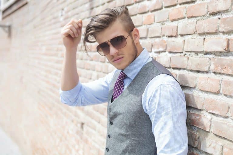 La combinaison foot et accessoire de mode pour améliorer le quotidien des hommes modernes