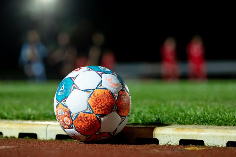 Ce club historique métamorphosé : Toulouse FC renverse la Ligue 2 grâce à la data, le secret des 3 recrues phénoménales