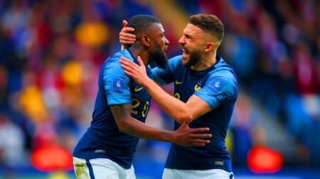 Une bataille digne des gladiateurs : Deux Bleus se déchirent sur le terrain et bouleversent l'équipe de France