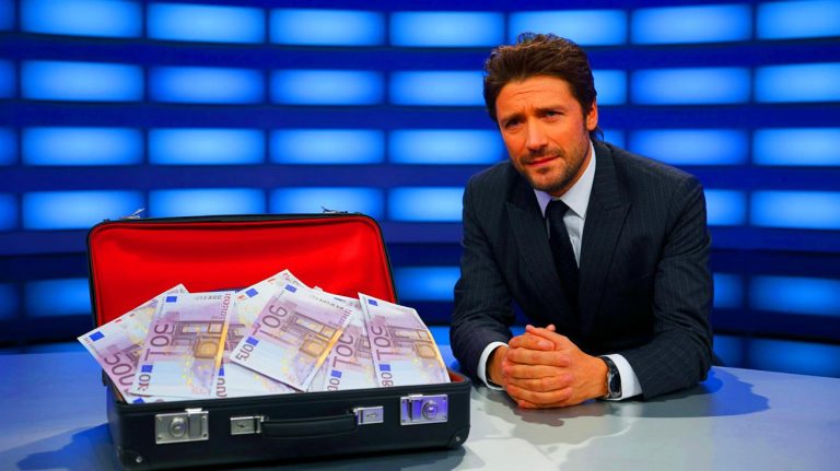 La révélation qui choque : découvrez l&rsquo;incroyable salaire en euros de Bixente Lizarazu à TF1 et comment il surpasse toutes les attentes du public