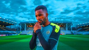 Illustration de la situation tendue à Newcastle autour du possible départ d'Alexander Isak vers Liverpool.