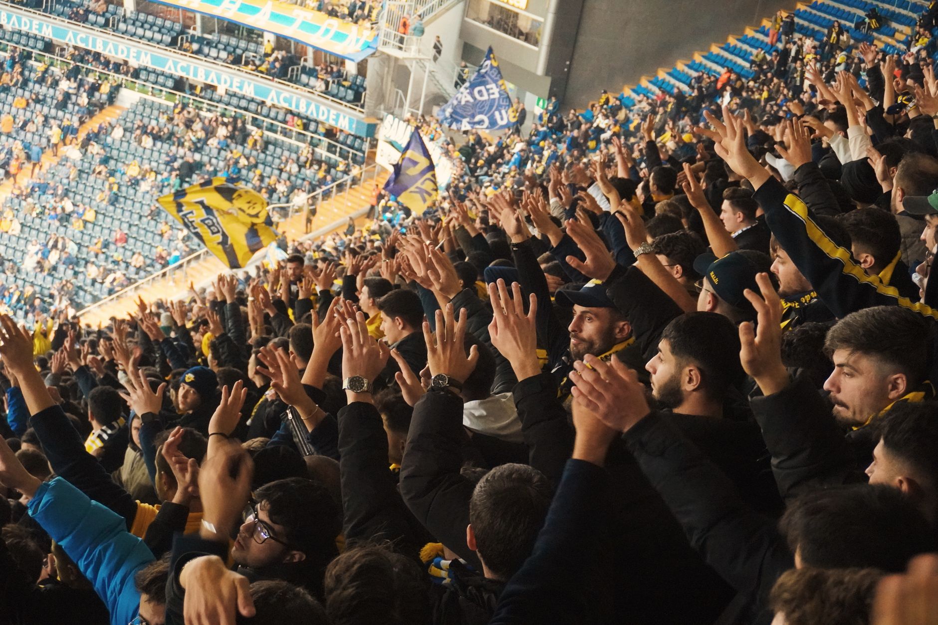 Le rôle des supporters dans la ligue 1 contemporaine