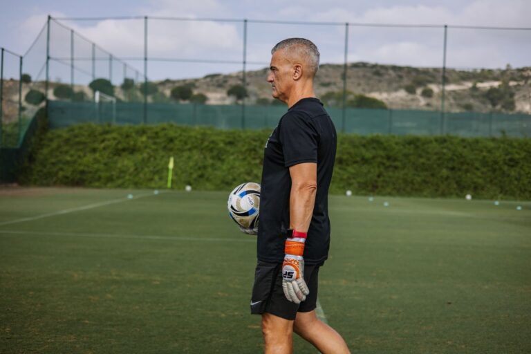 Yannick Cahuzac prépare Lyon avec ses idées de coach au RC Lens